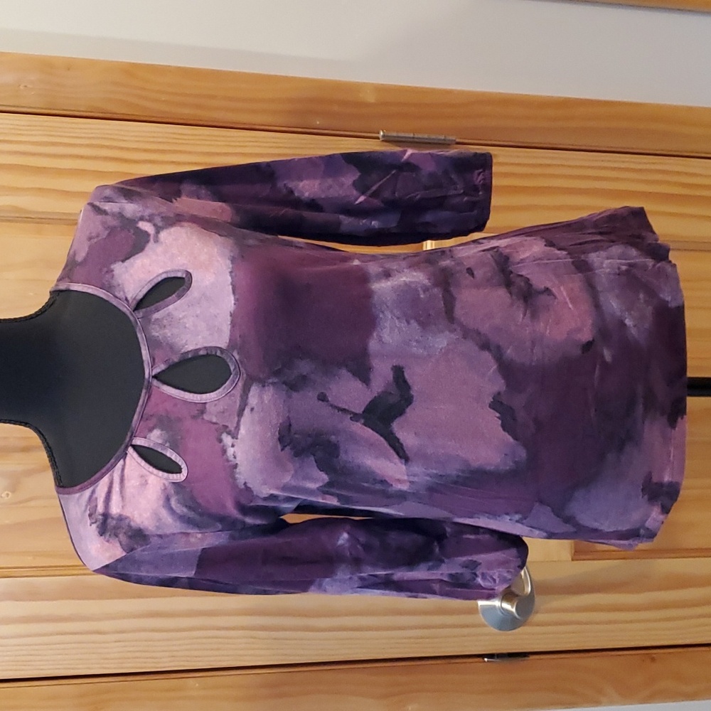 Ann Taylor Women's Top, Large (runs small).